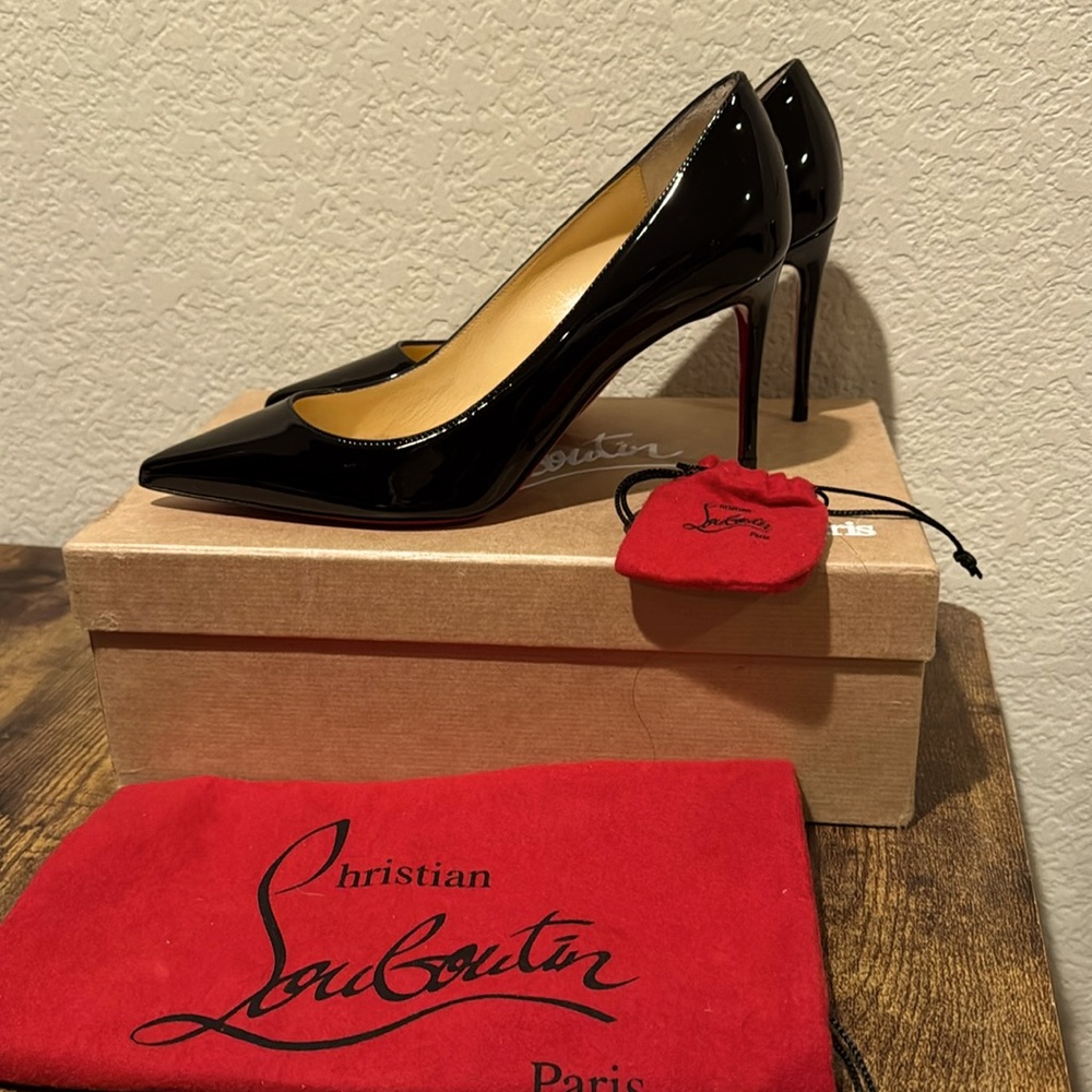 Brand new Christian Louboutin Kate 85.